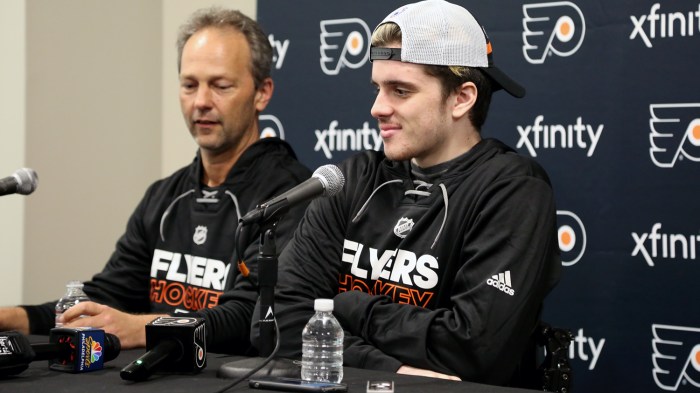 Humboldt Broncos survivor Ryan Straschnitzki spreads inspiration to&nbsp;Flyers